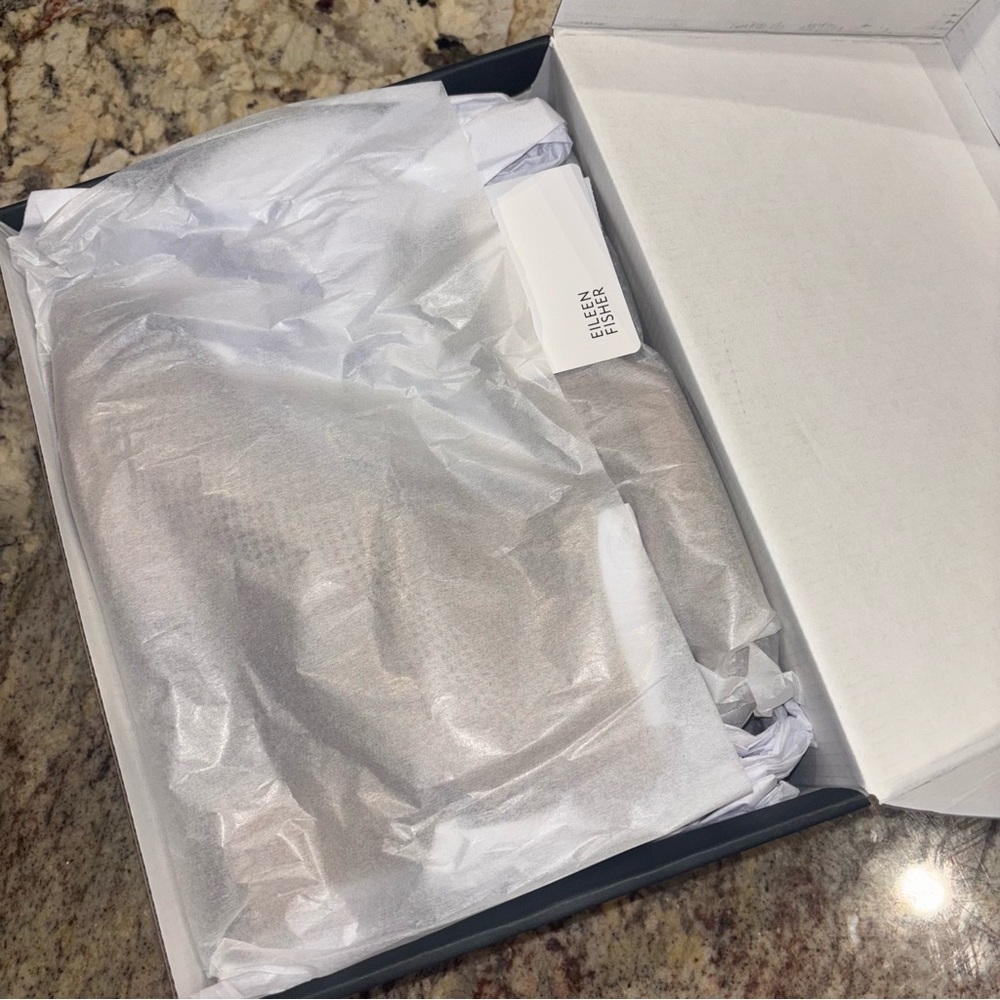 EILEEN FISHER Blush Cutout Bootie NIB - Picture 7 of 15